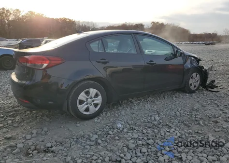 2017 Kia Forte Lx z USA, uszkodzony, nr VIN 3KPFL4A73HE111987
